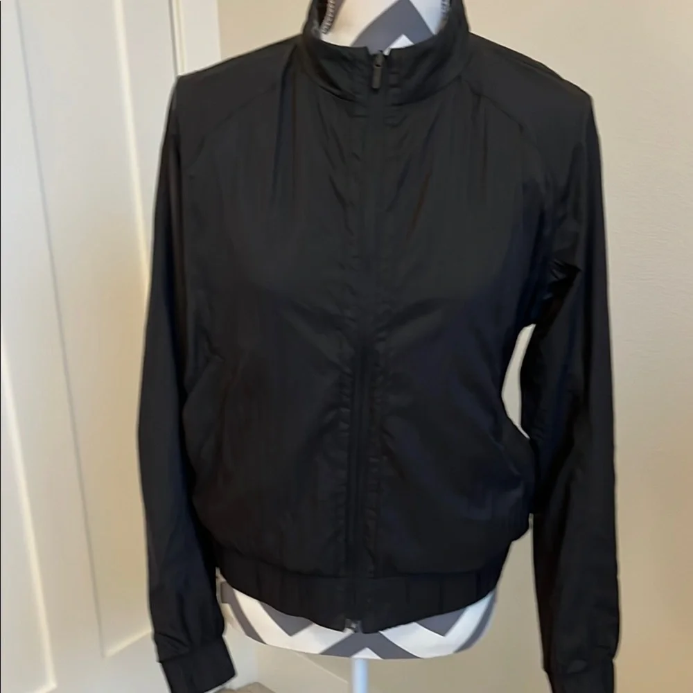 EUC Lululemon Black Bomber Jacket Reversible and Relaxed Fit
